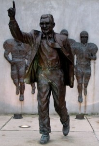 "Paterno memorial". Via Wikipedia - http://en.wikipedia.org/wiki/File:Paterno_memorial.jpg#mediaviewer/File:Paterno_memorial.jpg